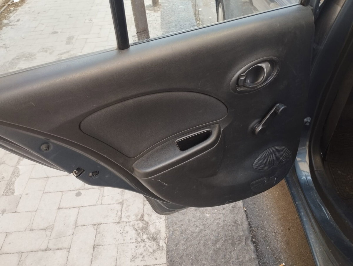 Nissan Micra 1.2 12V 5 porte Tekna (12)