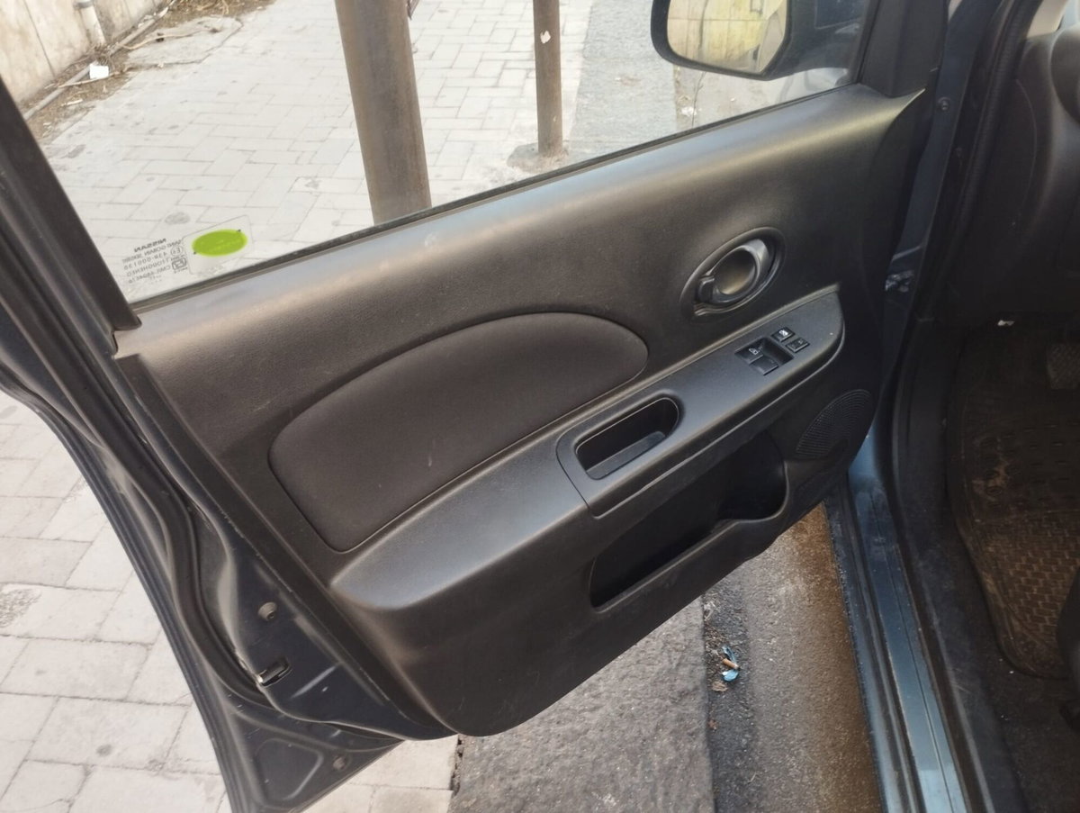 Nissan Micra 1.2 12V 5 porte Tekna (14)