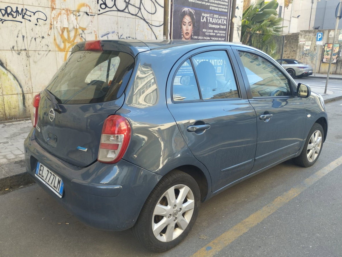 Nissan Micra 1.2 12V 5 porte Tekna (2)