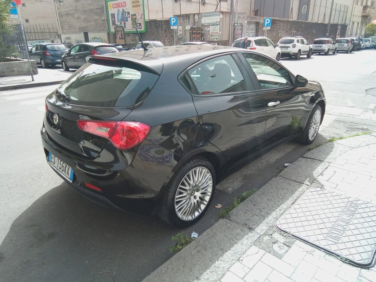 Alfa Romeo Giulietta 1.4 tb Progression 105cv E6 (3)