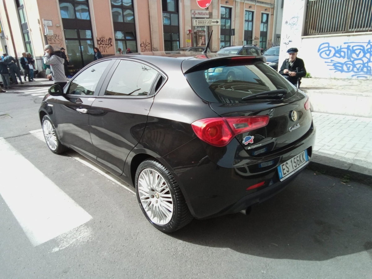 Alfa Romeo Giulietta 1.4 tb Progression 105cv E6 (5)