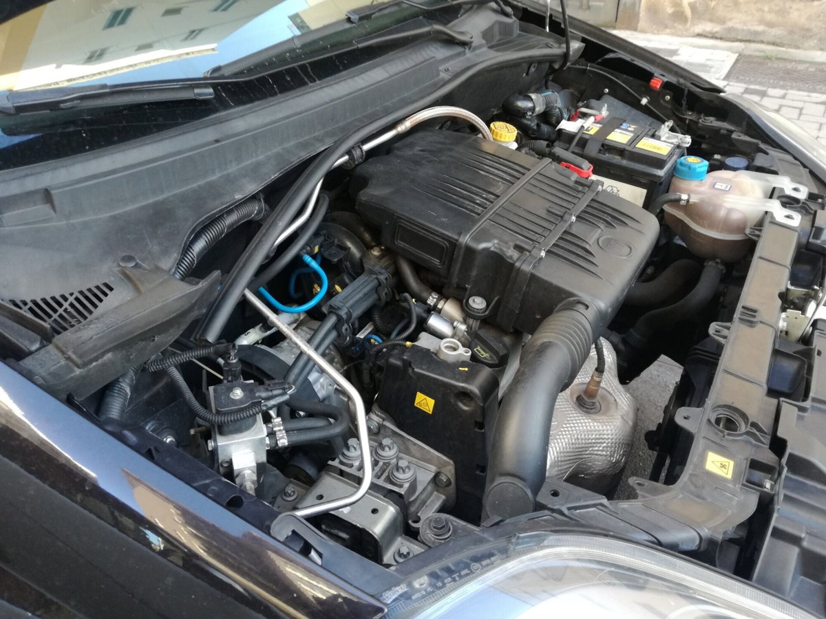 Fiat Punto 1.4 8V 5 porte Natural Power Lounge (17)