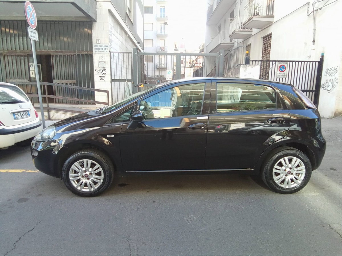 Fiat Punto 1.4 8V 5 porte Natural Power Lounge (5)