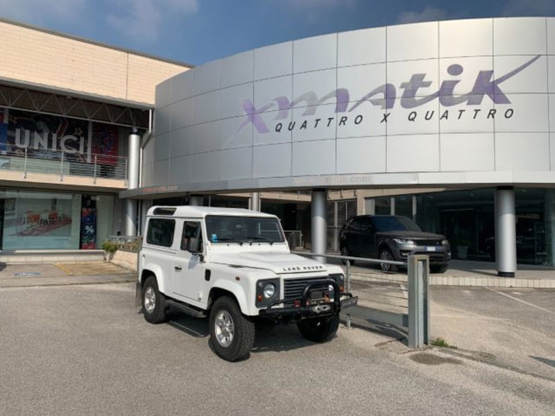 Land Rover Defender 90 2.2 TD4 Soft top N1