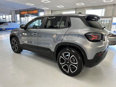 Jeep Avenger 1.2 turbo Summit fwd 100cv (4)