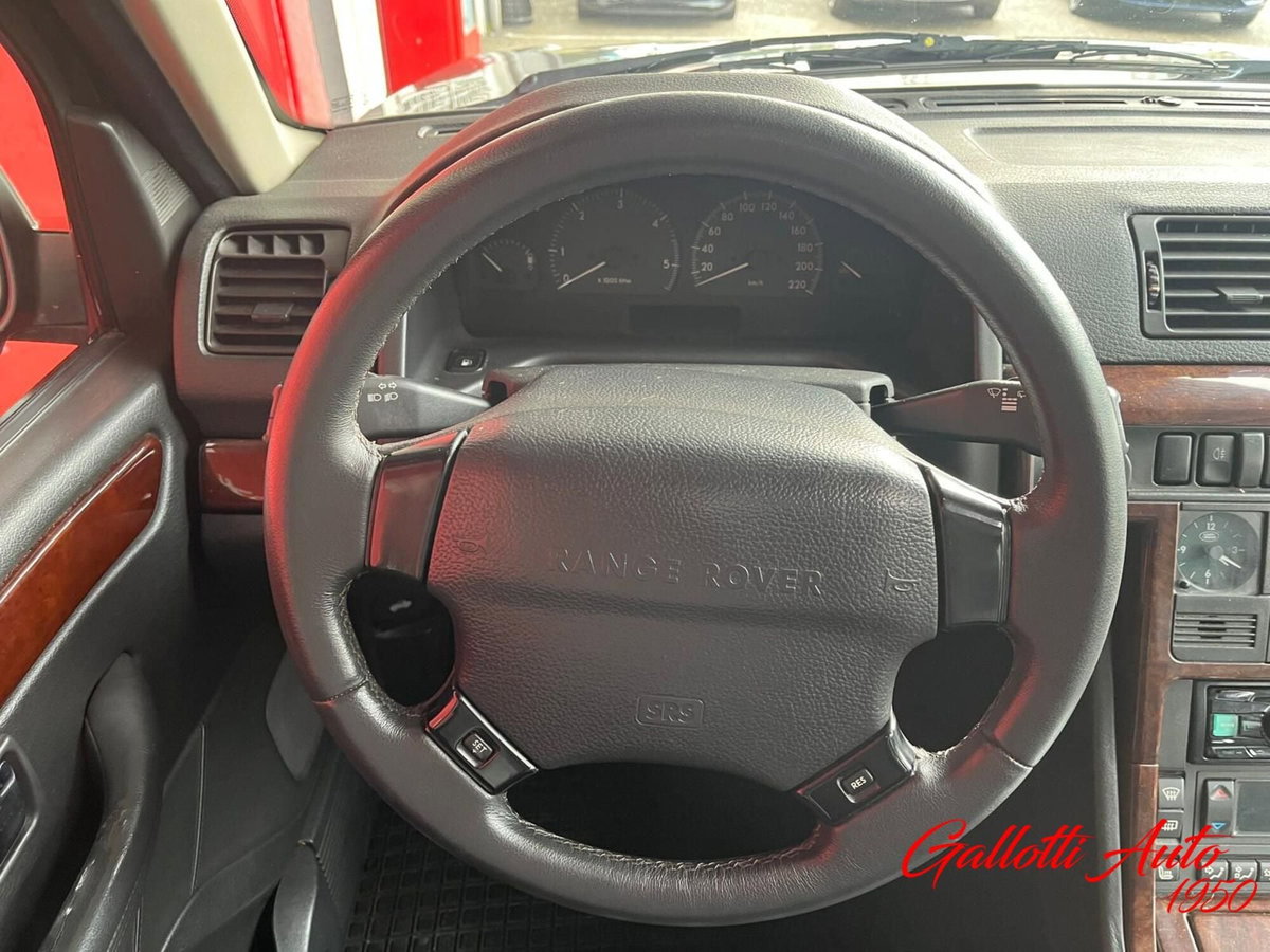 Land Rover Range Rover 2.5 TD 5p aut DSE Autobiogr. (9)