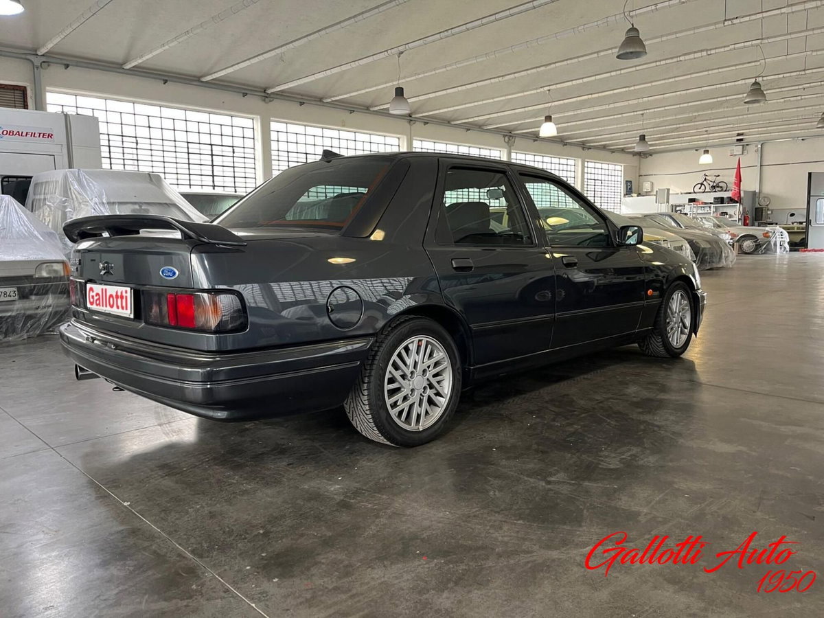 Ford Sierra 2.0i turbo 16V 4p. RS Cosworth (5)