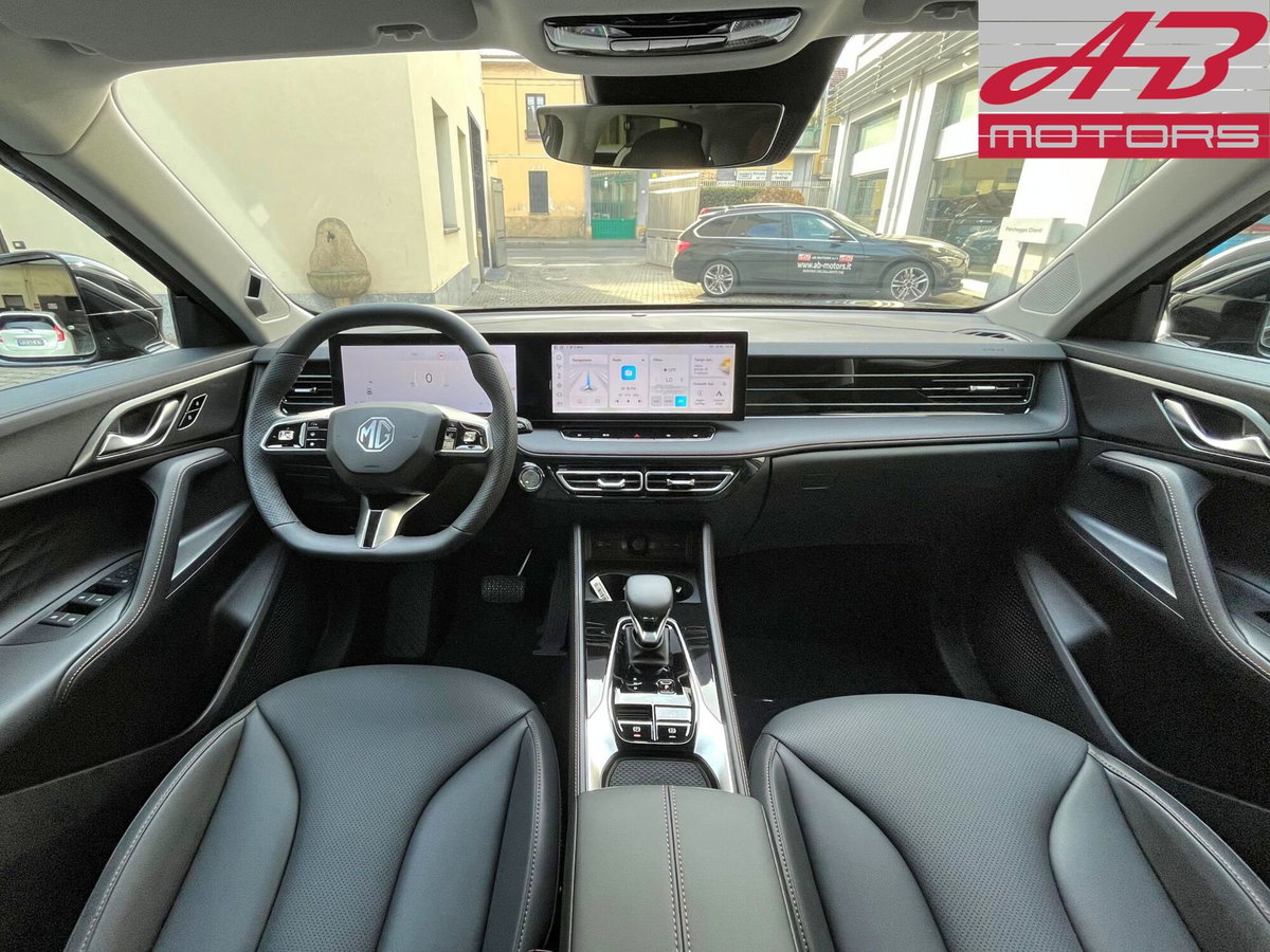 Mg HS 1.5 hybrid+ Comfort auto (12)