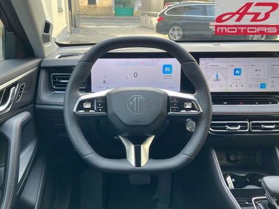 Mg HS 1.5 hybrid+ Comfort auto (13)