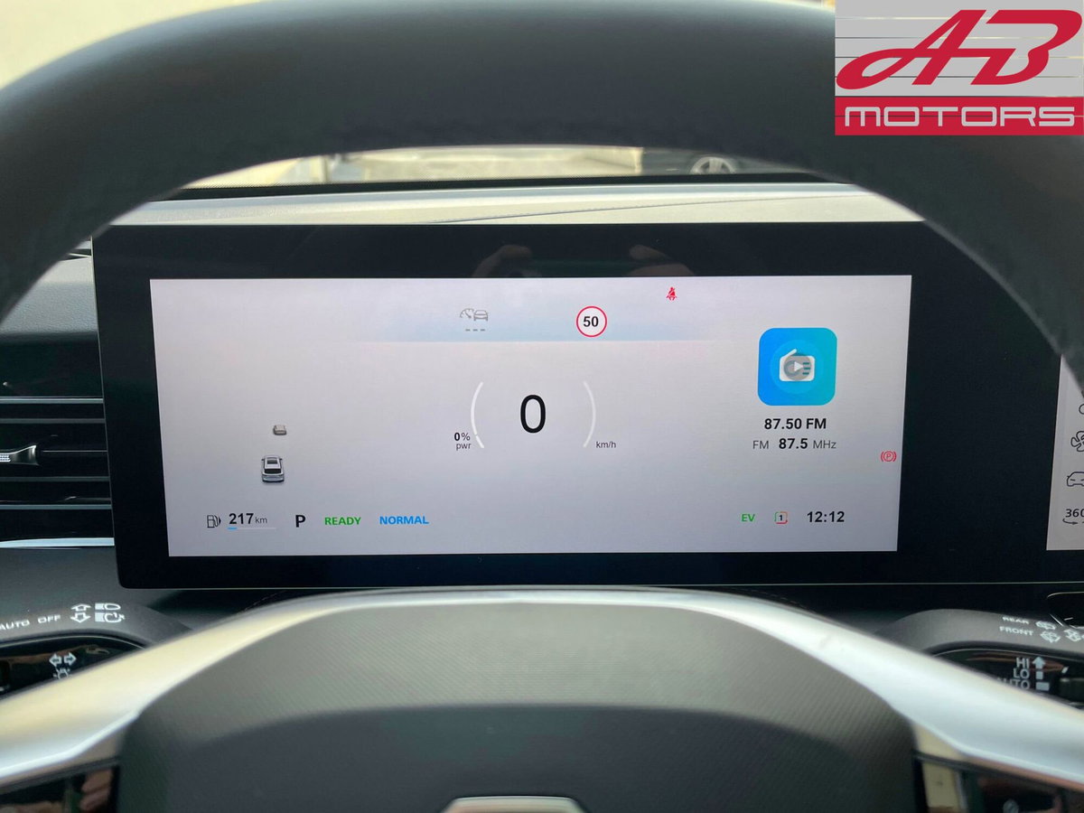 Mg HS 1.5 hybrid+ Comfort auto (14)