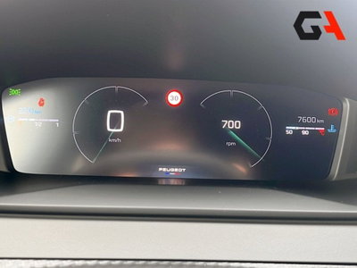 Peugeot 2008 1.2 puretech Active s&s 100cv (15)