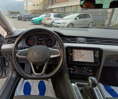 Volkswagen Passat Variant 2.0 TDI SCR EVO Business (11)