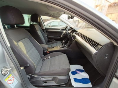 Volkswagen Passat Variant 2.0 TDI SCR EVO Business (8)