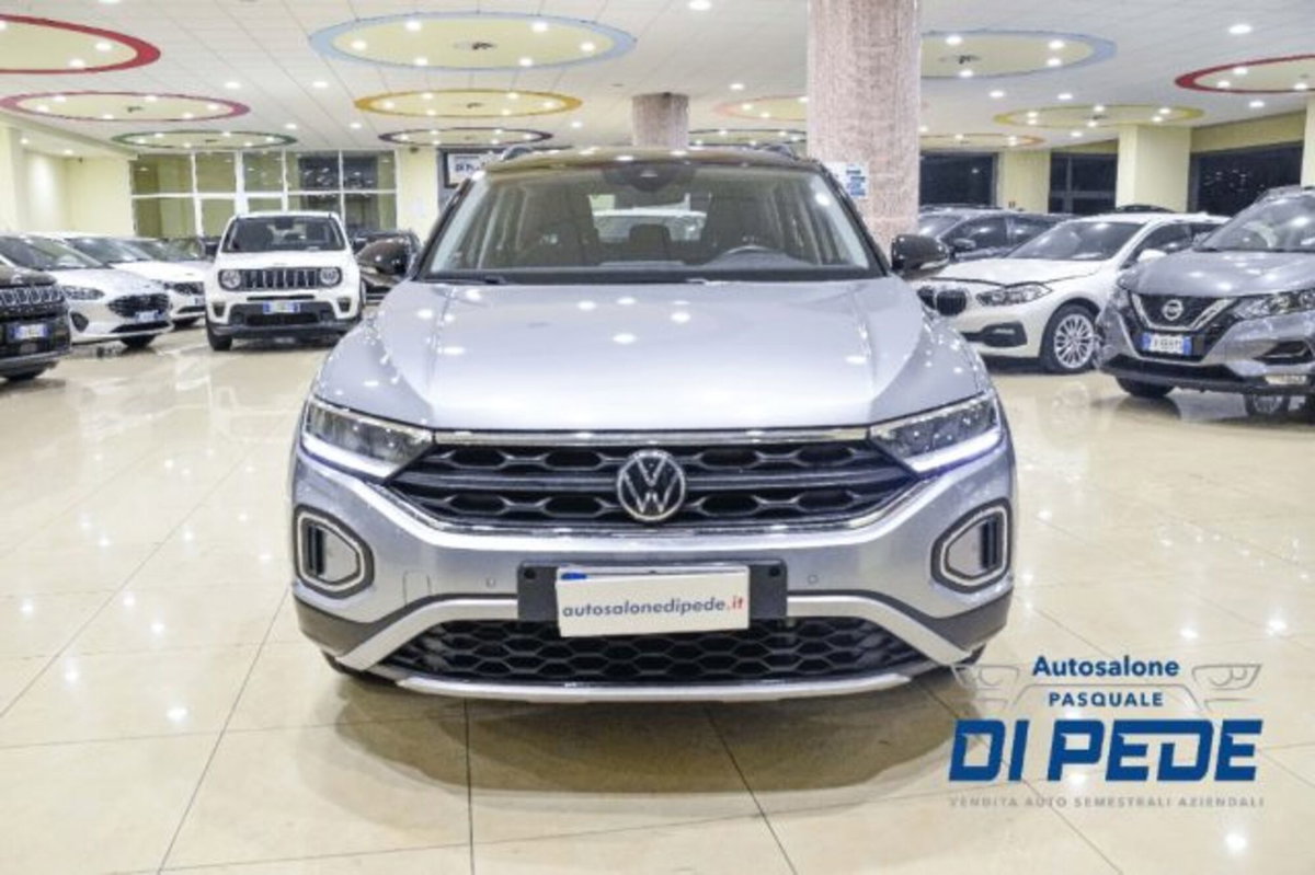 Volkswagen T-Roc 1.5 tsi R-Line dsg (2)