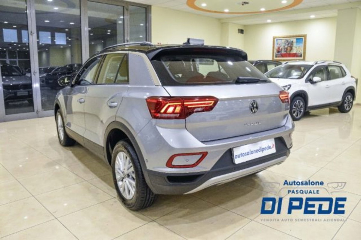 Volkswagen T-Roc 1.5 tsi R-Line dsg (6)