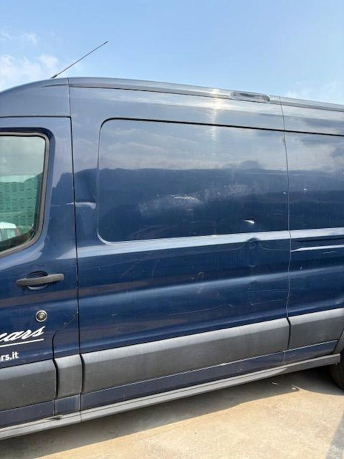 Ford Transit Furgone 350 2.0TDCi EcoBlue 130CV PL-TM Combi Trend N1 (2)