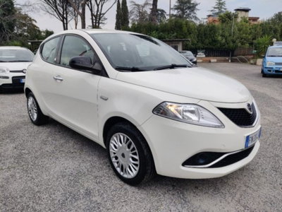 Lancia Ypsilon 1.2 69 CV 5 porte GPL Ecochic Gold (3)