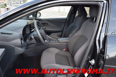 Toyota Toyota C-HR 2.0 phev Trend fwd e-cvt (15)