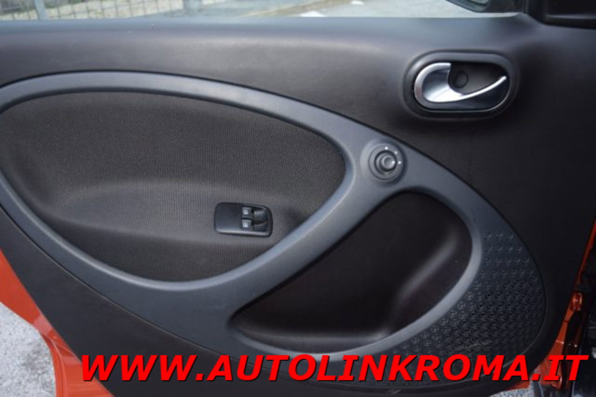 smart forfour forfour 90 0.9 Turbo twinamic Prime (13)