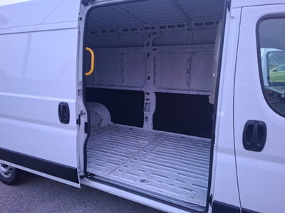 Opel Movano Furgone Heavy 35 L3H2 2.2 Bluehdi 140cv S&S at8 (19)