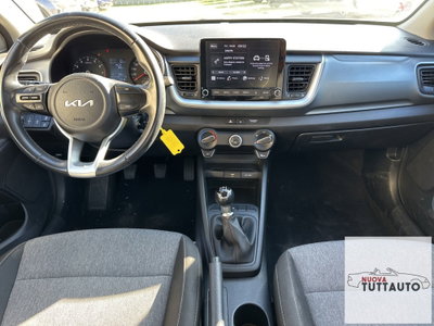 Kia Stonic 1.2 DPI Urban (18)