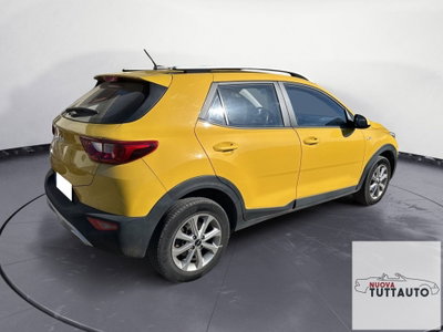 Kia Stonic 1.2 DPI Urban (8)