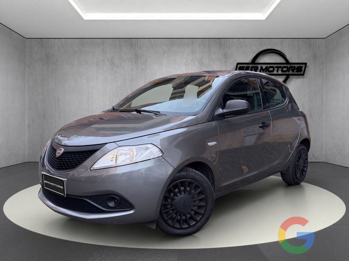 Lancia Ypsilon 1.0 FireFly 5 porte S&S Hybrid Ecochic A. Ferretti (3)