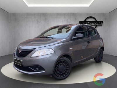 Lancia Ypsilon 1.0 FireFly 5 porte S&S Hybrid Ecochic A. Ferretti (3)