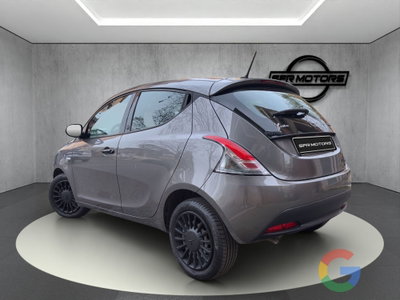 Lancia Ypsilon 1.0 FireFly 5 porte S&S Hybrid Ecochic A. Ferretti (6)