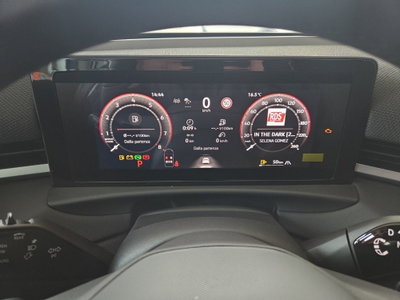 Volkswagen T-Roc 1.5 etsi R-Line 150cv dsg (12)