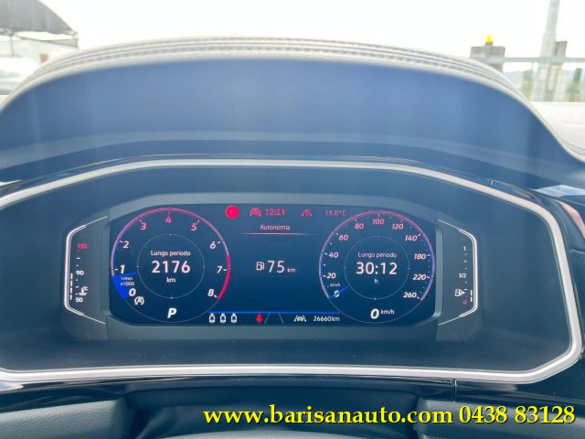 Volkswagen T-Roc 1.5 tsi R-Line dsg (12)