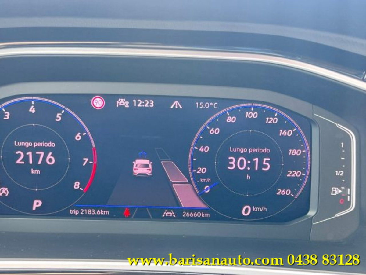 Volkswagen T-Roc 1.5 tsi R-Line dsg (18)