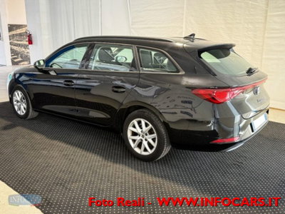 SEAT Leon ST Sportstourer 2.0 tdi Style 116cv (2)