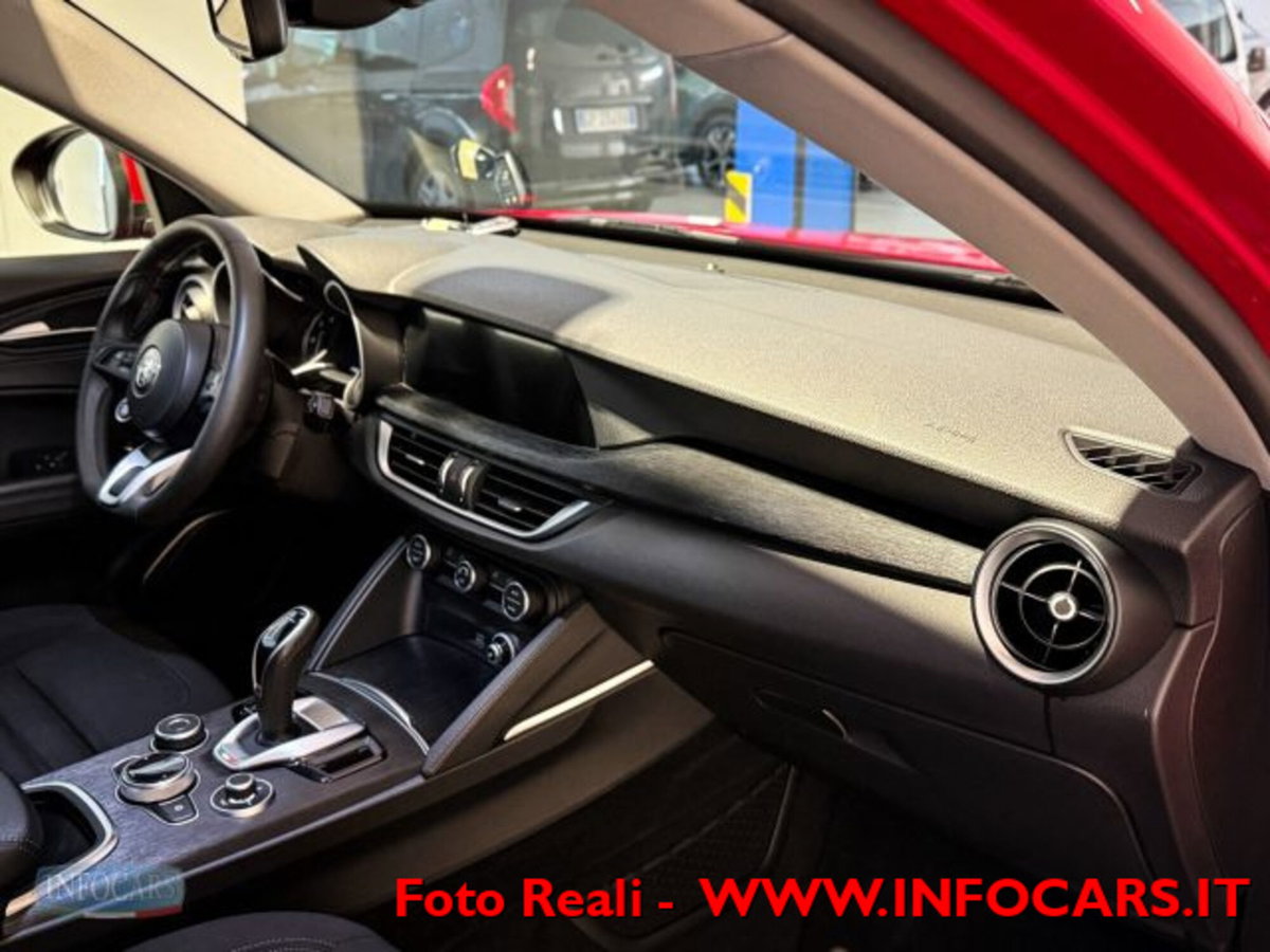 Alfa Romeo Stelvio Stelvio 2.2 Turbodiesel 190 CV AT8 RWD Sprint (11)