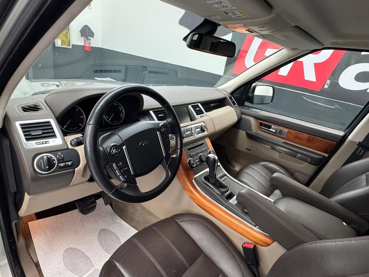 Land Rover Range Rover Sport 3.0 SDV6 Autobiography (13)