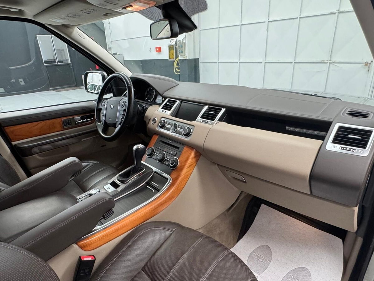 Land Rover Range Rover Sport 3.0 SDV6 Autobiography (7)