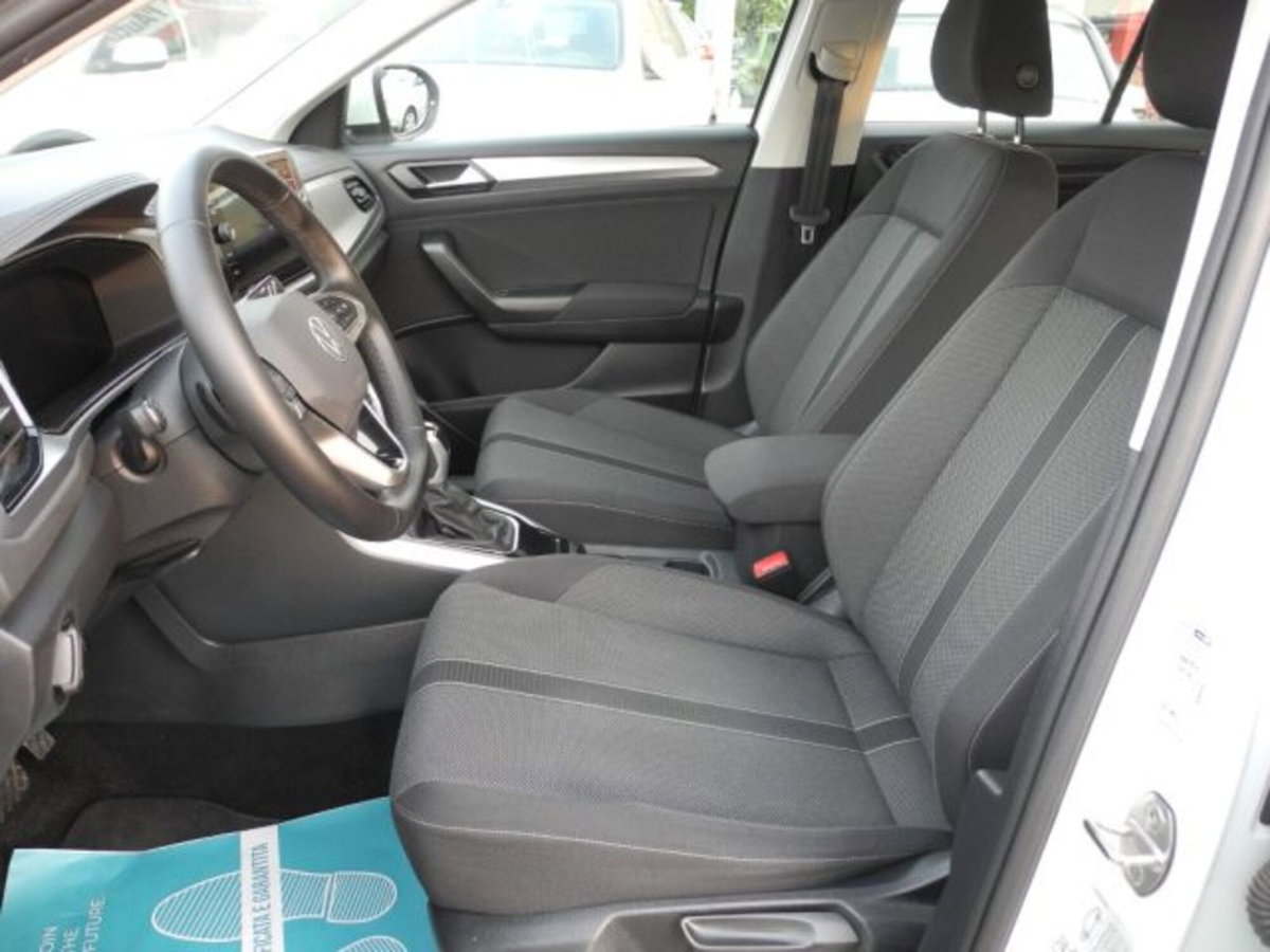 Volkswagen T-Roc 2.0 tdi Life 150cv dsg (11)