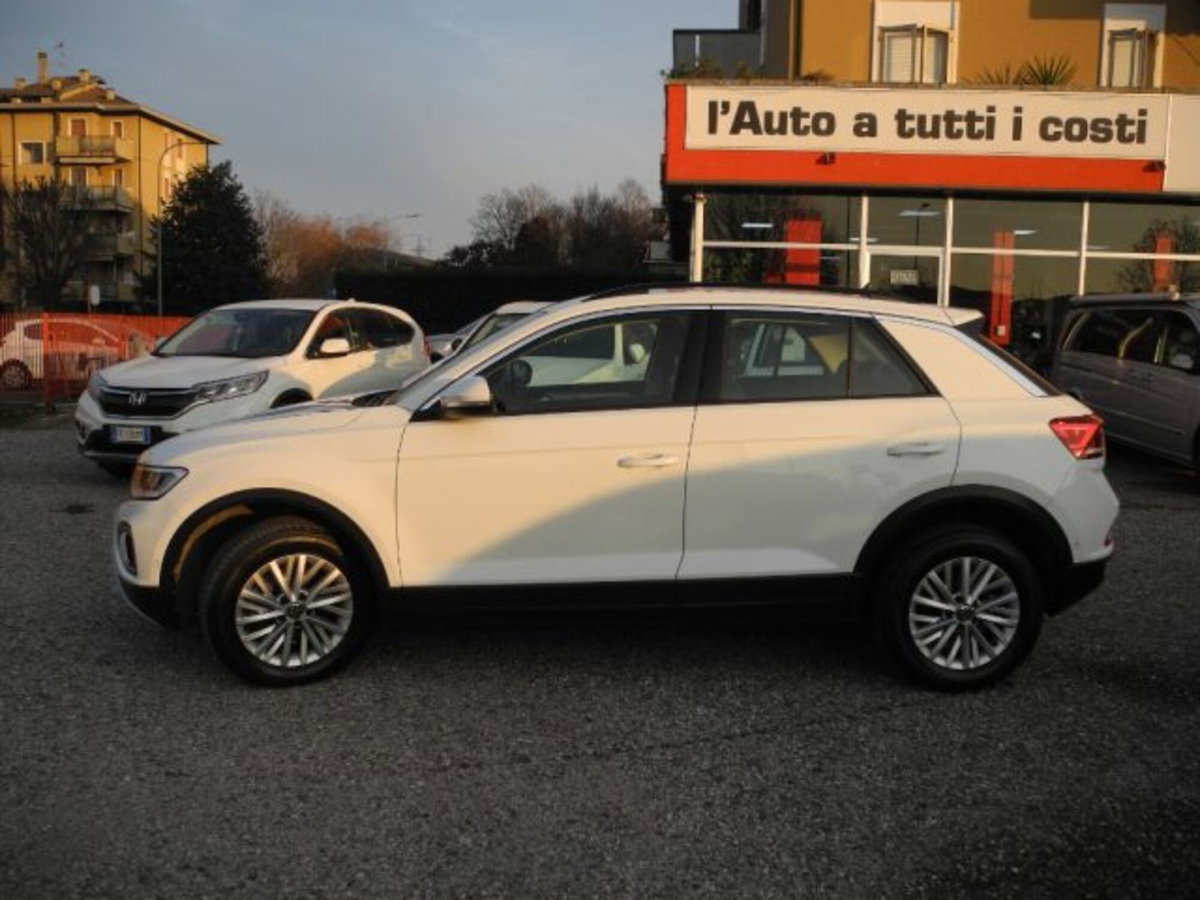 Volkswagen T-Roc 2.0 tdi Life 150cv dsg (2)