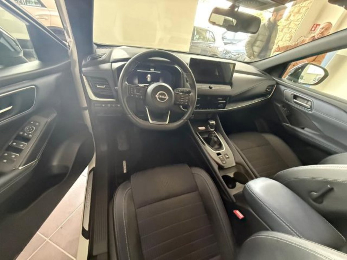 Nissan Qashqai 1.3 mhev Tekna 2wd 140cv (5)