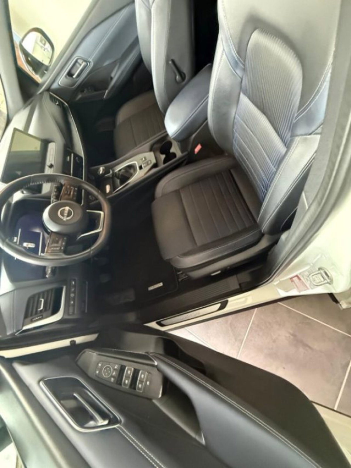 Nissan Qashqai 1.3 mhev Tekna 2wd 140cv (7)