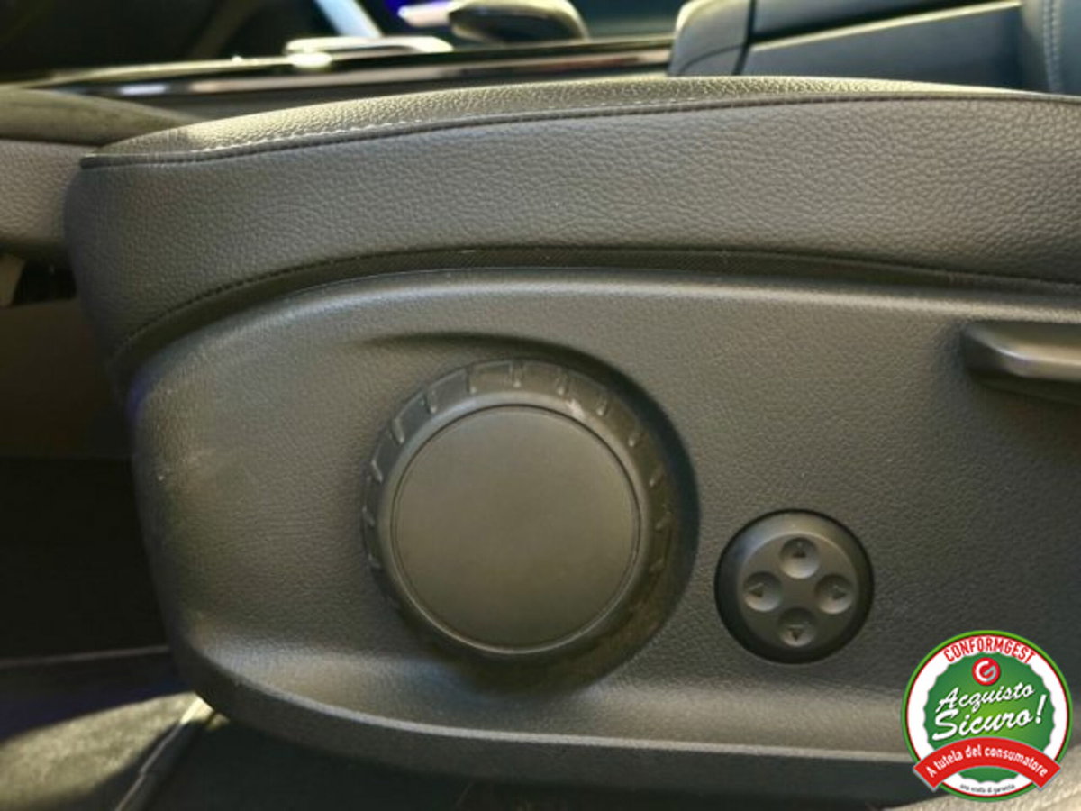 Mercedes-Benz CLA 200 d Automatic 4Matic Premium (12)