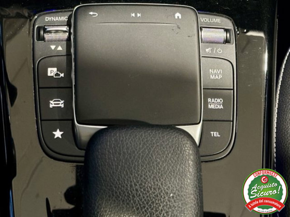 Mercedes-Benz CLA 200 d Automatic 4Matic Premium (15)