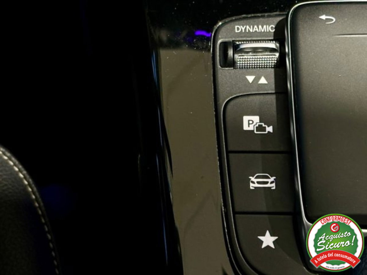 Mercedes-Benz CLA 200 d Automatic 4Matic Premium (16)