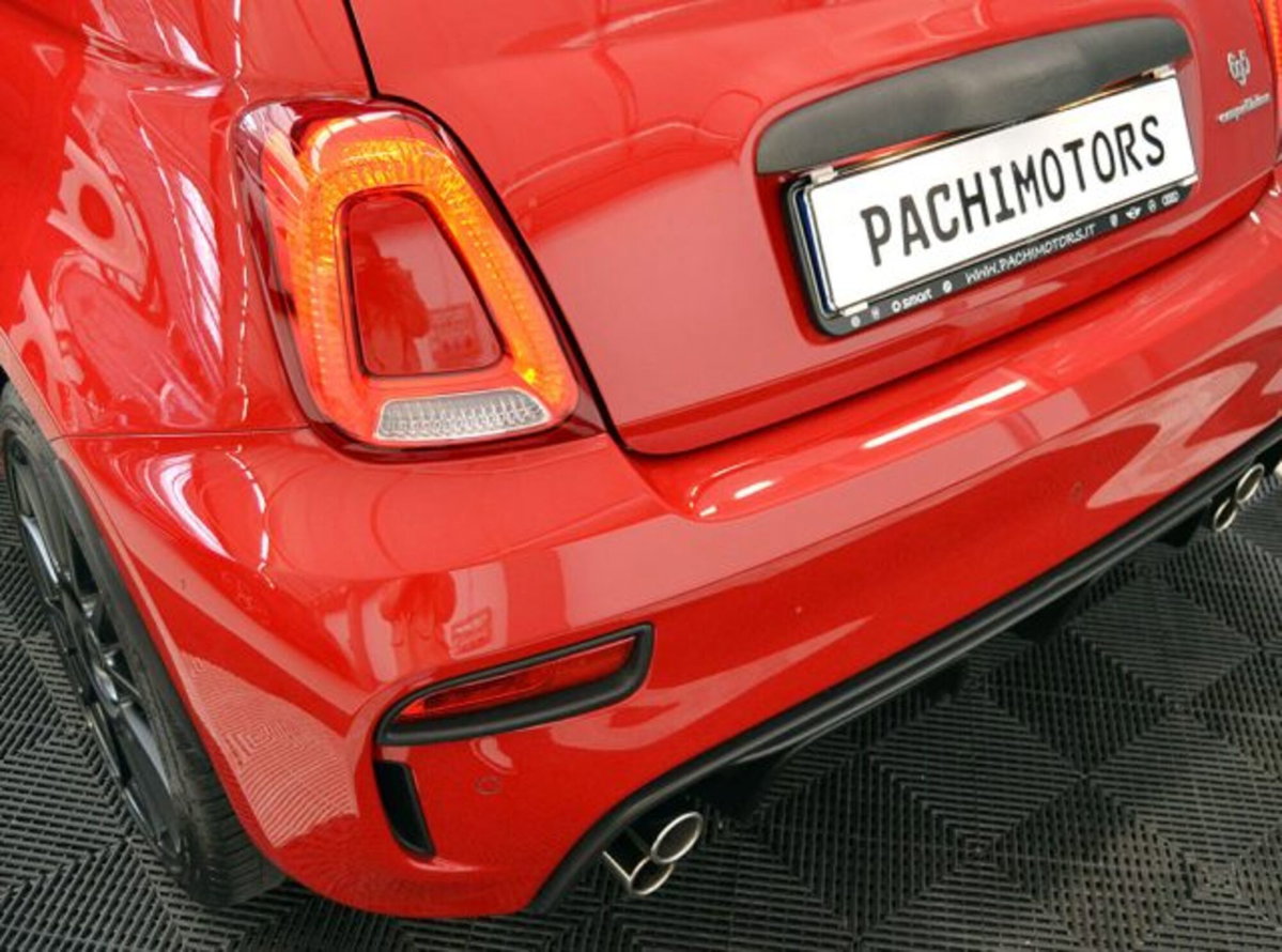Abarth 695 695 1.4 Turbo T-Jet Rivale (18)