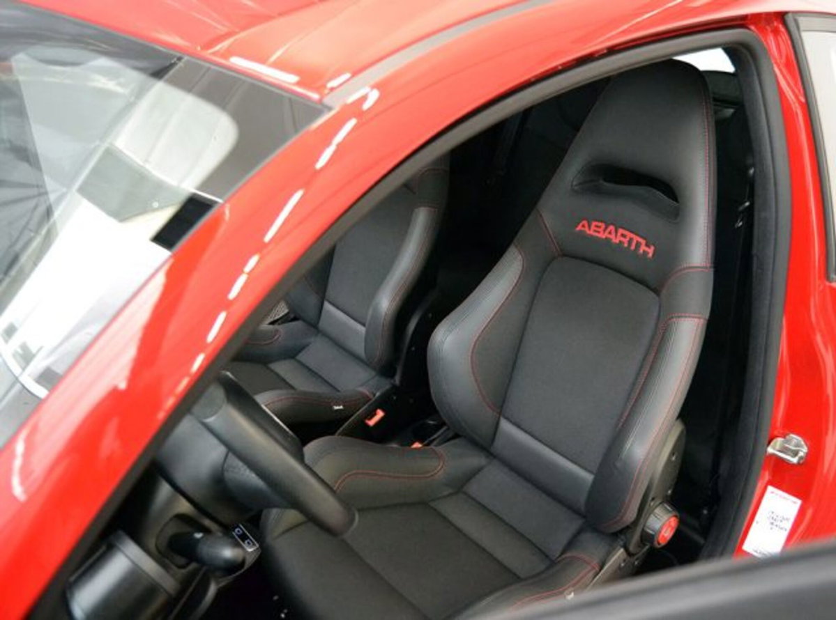 Abarth 695 695 1.4 Turbo T-Jet Rivale (4)