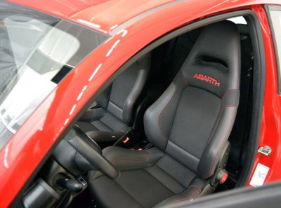 Abarth 695 695 1.4 Turbo T-Jet Rivale (4)