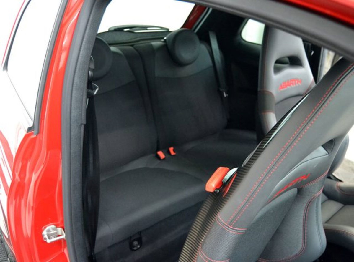 Abarth 695 695 1.4 Turbo T-Jet Rivale (5)