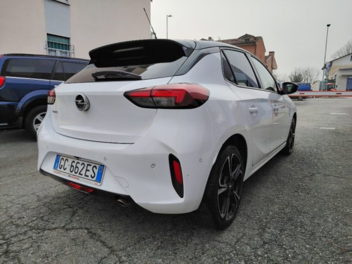 Opel Corsa 1.2 100 CV GS Line (4)