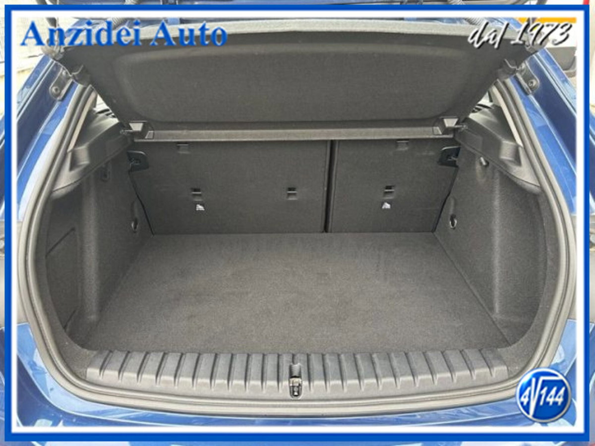 BMW Serie 1 116d 2.0 116CV cat 5 porte Attiva DPF (10)