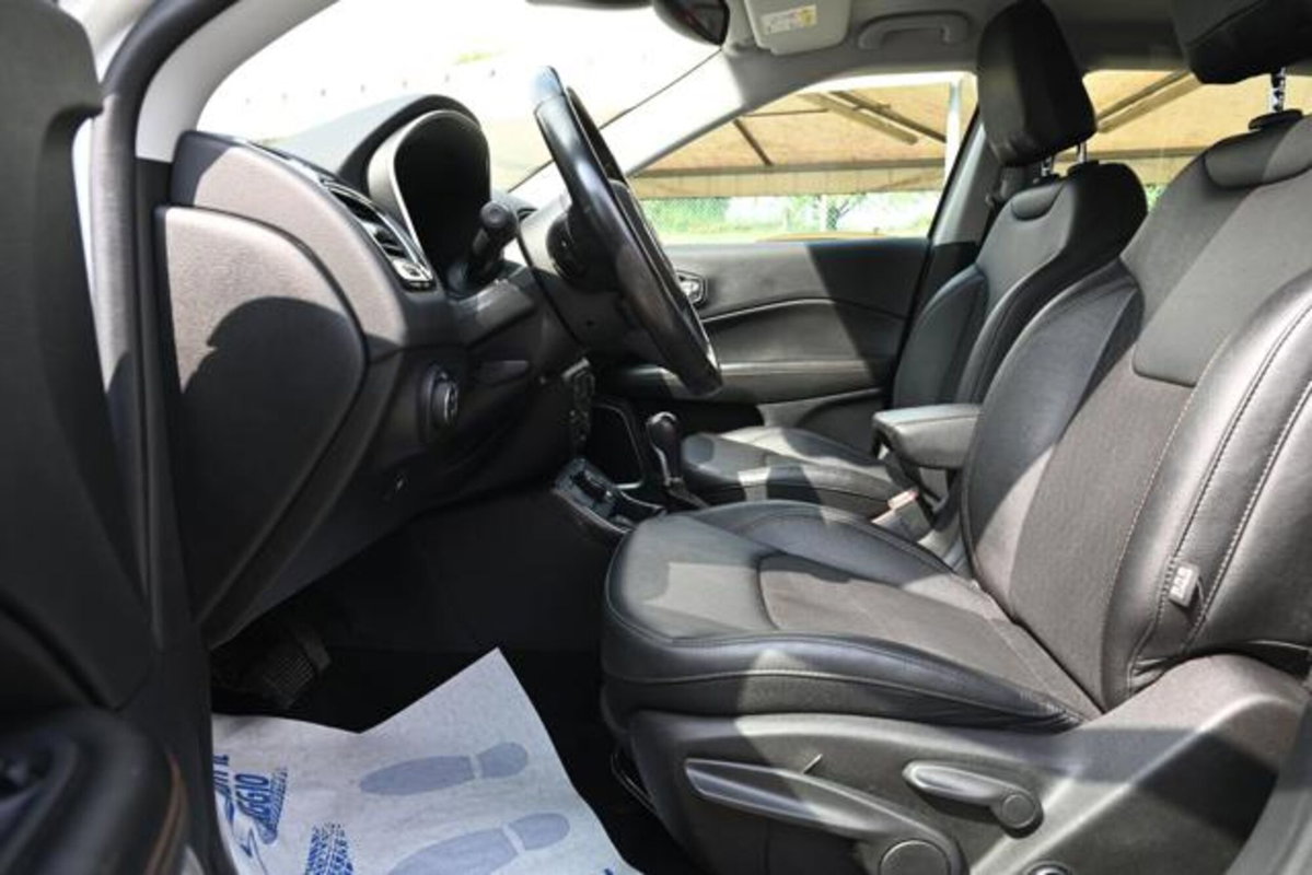 Jeep Compass 1.3 T4 190CV PHEV AT6 4xe Limited (13)